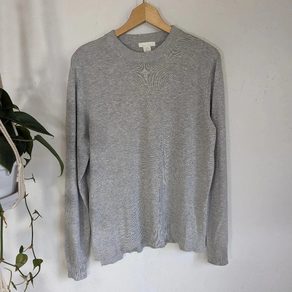H & M basics sweater, knit, light weight, long sleeve women's size Medium  SW1 - Picture 1 of 5